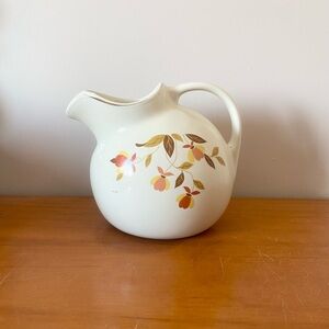 Hall’s Superior • Autumn Leaf Pitcher